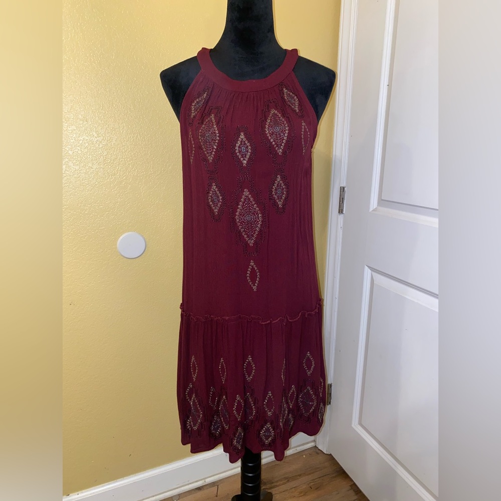 Red sleeveless dress. Size small. Brand: davina